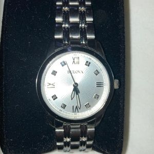 Woman’s Bulova Watch in excellent condition